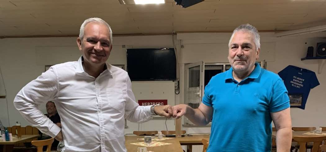 Staffeluebergabe-TuS-Ahlbach