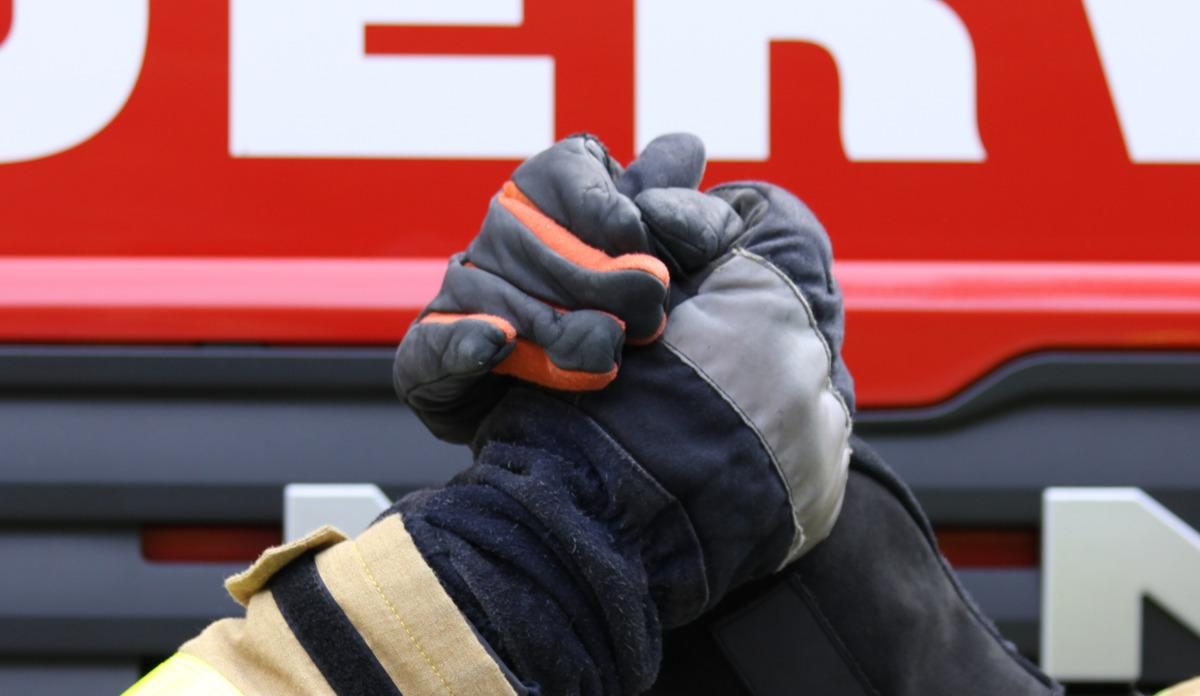 Feuerwehr Hände